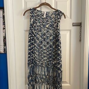 Xhilaration Navy and Cream Knit Vest